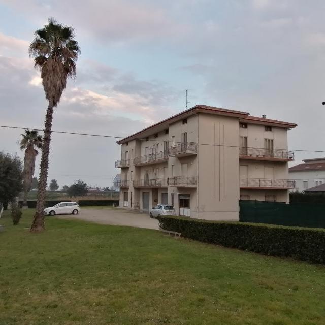 Casa A Due Passi Dal Mare Apartment Cupra Marittima Exterior photo